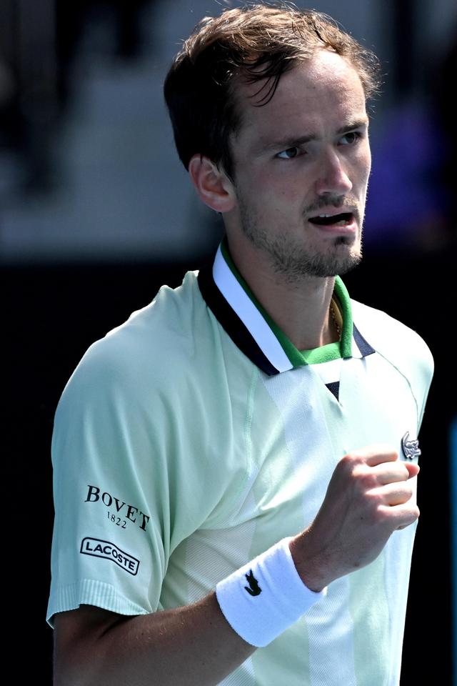 认为具备足 认为具备足