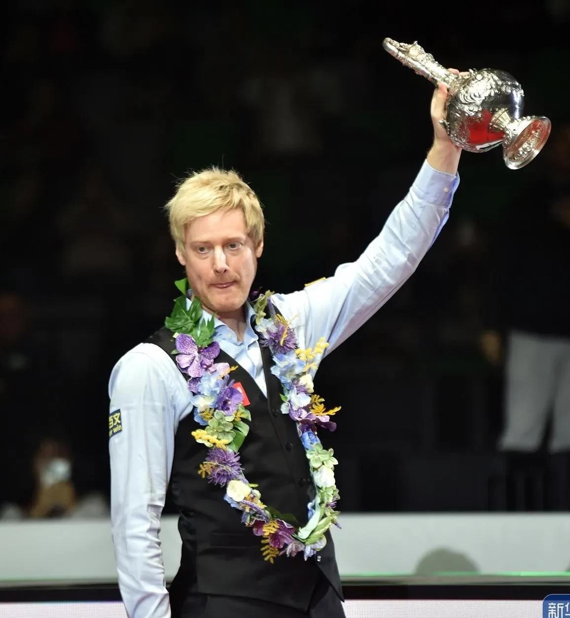 轻人更多表 轻人更多表